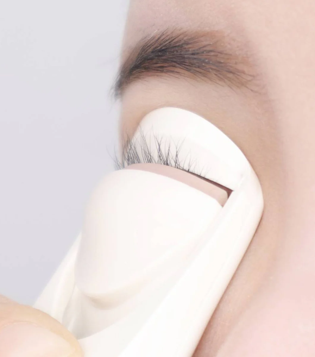 FILLIMILLI Easy Curling Heating Eyelash Curler USB Type 1 pza – Rizador Térmico Compacto con Batería Recargable - Image 3