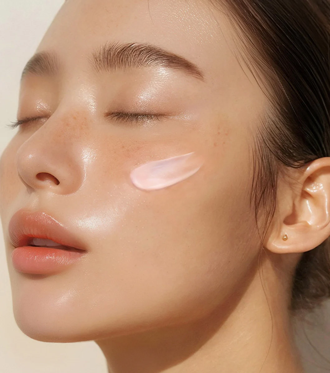 HEIMISH Artless Glow Base 40ml – Primer Iluminador y Protector Solar con Escaramujo - Image 3