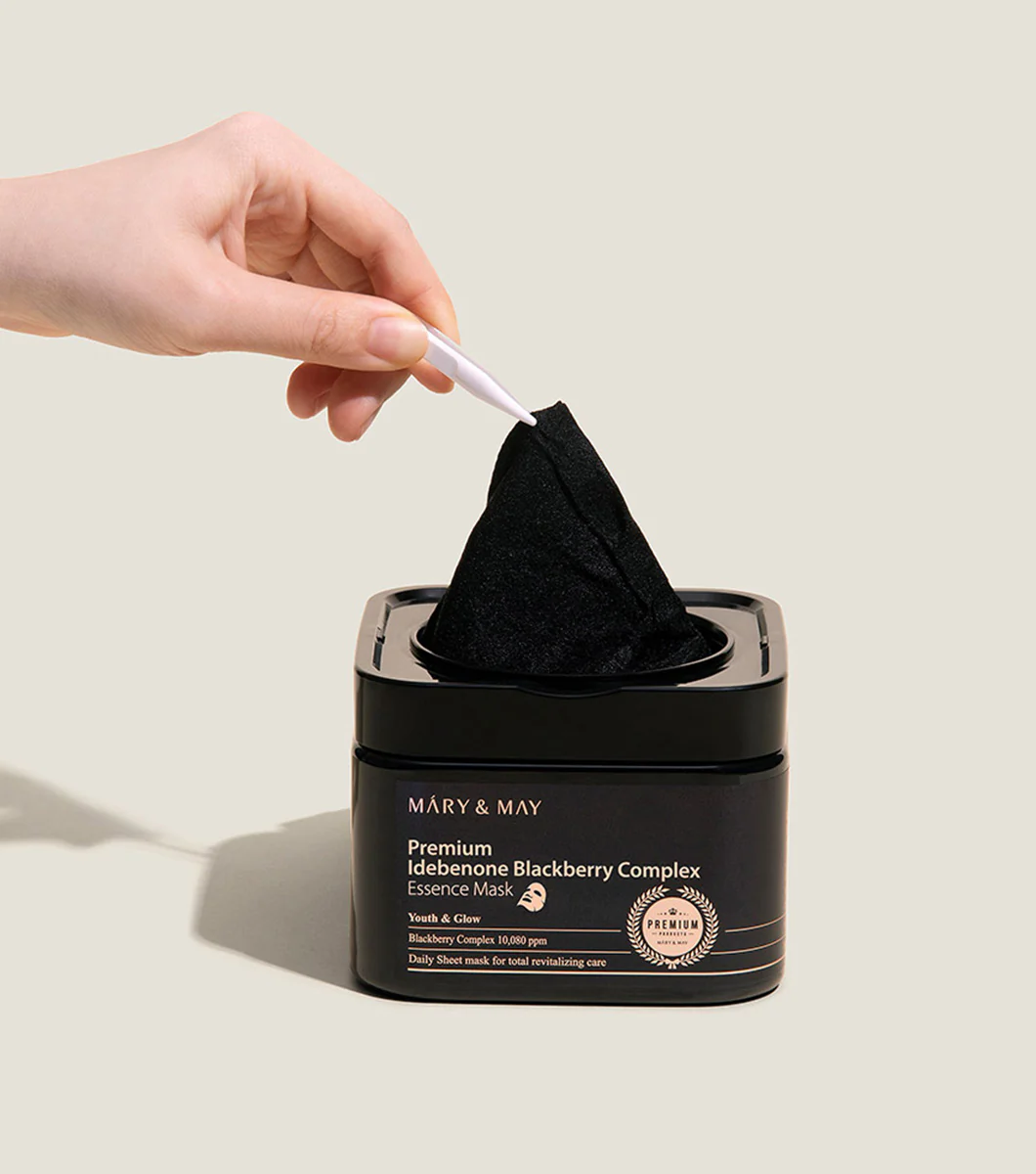 MARY&MAY Premium Idebenone Blackberry Complex Essence Mask 20u – Mascarilla Facial Antioxidante e Iluminadora - Image 3