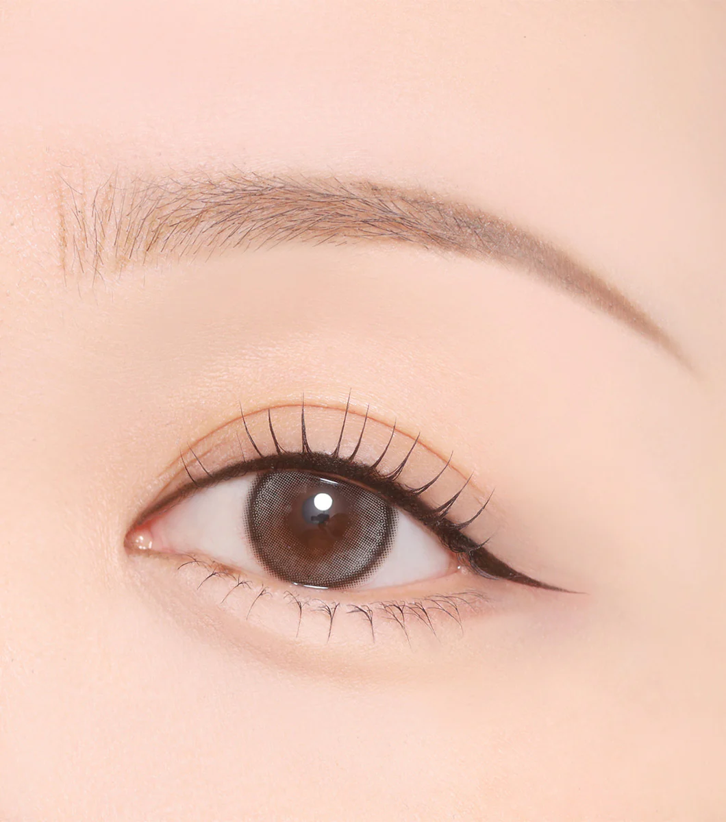 Wakemake Real Defining Brush Liner 0.5g – Delineador De Ojos Tipo Pincel Con Copolímeros De Acrilato - Image 3
